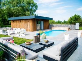 akemi b&b, hotel s jacuzzi v destinaci Zemst