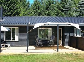 8 person holiday home in L kken, cabaña en Lønstrup