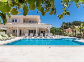 Villa Amendoa, khách sạn ở Carcereiro