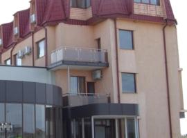 PLAISIR, hotel v destinaci Ploješť