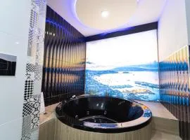 Al Campanile H Napoli Centro, by ClaPa Group Dislocated Hospitality