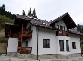 Casa Fuior, allotjament vacacional a Fundu Moldovei