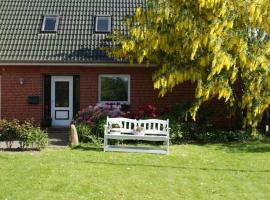 Haus Deichblick, hotel near Outdoor Swimming Pool Hattstedt, Husum