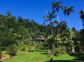 Diwan에 위치한 코티지 A Daintree Garden