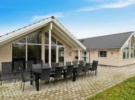 12 person holiday home in Hasselberg、カッペルンのホテル