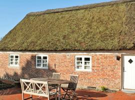 One-Bedroom Holiday home in Blåvand 4, hotel in Blåvand