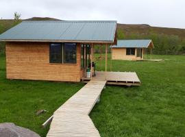 Miðhvammur Farm Stay, maatilamajoitus Aðaldalurissa