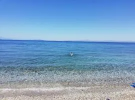 Fotis Apartments