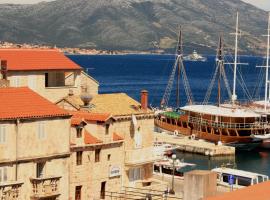 Guest House Dijana, hostal o pensión en Korčula