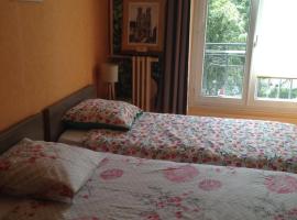 Chambre chez l'habitant sur petite place, hotel v Remeši