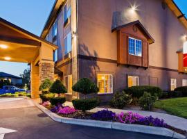 Best Western Plus Rama Inn & Suites, hotel med pool i Oakdale