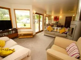 Home Comforts in Peaceful 2 Acres