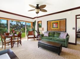 Waipouli Beach Resort Exquisite Luxury Garden View Large Yard Perfect for Families!, ξενοδοχείο σε Kapaa