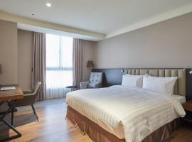 Lai Hotel – hotel w pobliżu miejsca Stacja kolejowa HSR Tainan w mieście Guiren