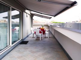 Attico Mutti, hotel a Loano