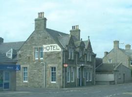 St Clair Arms Hotel, hotel v destinaci Castletown