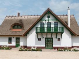 Antal-tavi Fogadó és Horgászparadicsom, guest house in Szentes