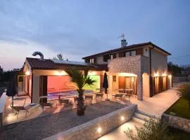 Villa Muskatel -with heated pool