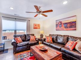 Arches Paradise - Rim Village Vistas 16A3