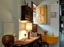 Hotel Agualuna, hotel u gradu San Hil