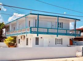 Coastal Express Inn & Suites #1 at 681 Ocean Drive, fonda a Arecibo