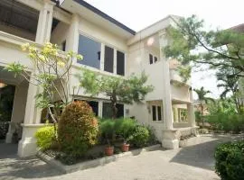 RedDoorz near Rumah Sakit Baptis Kediri