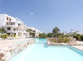 3 Bedroom Luxury Apartment Villamartin