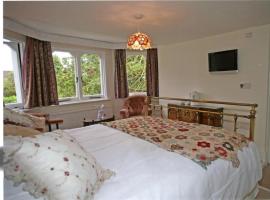 West End Lodge、イーシャーのB&B