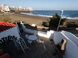 First Line of The Beach La Garita