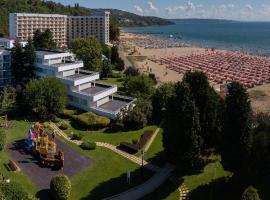 Kaliakra Mare Hotel, beach hotel in Albena