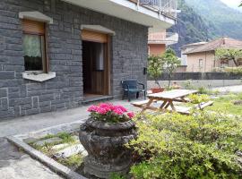 Casa di Ica, khách sạn ở Dervio