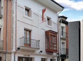 Hotel Isabel: Briviesca'da bir ucuz otel