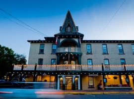 The Gananoque Inn, hotel v destinaci Gananoque