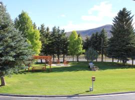 The Inn at Tomichi Village, hotel v destinaci Gunnison