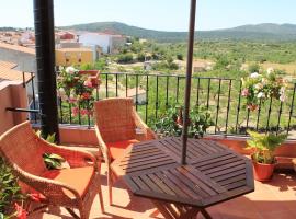 Casa Rural Con Jacuzzi en Castellon Alojamiento cerca de Peñiscola y Morella Pueblo de montaña y cerca de la playa El Planet de Maella en Xert, casa rural en Chert