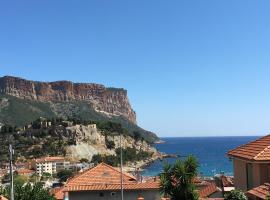 appartement du pêcheur à Cassis à 10 mètres du port, hotel u gradu Kasis