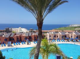 Best Views Meloneras Deluxe 113, golf hotel in San Bartolomé de Tirajana