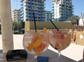Bluemarina Apartamente, hotel a Mamaia