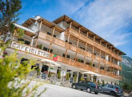 Residence Martell Mountains, hotel con estacionamiento en Martello
