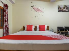 OYO 48931 Swastik Hotel And Restaurant, hotel v destinaci Arki