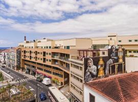 Drapes Design Apartments by An Island Apart