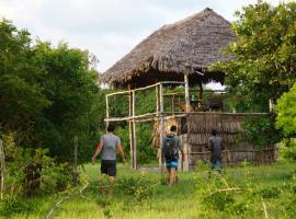 Mida Creek Nature Camp, allotjament a la platja a Watamu