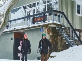 Amber Lodge Mt Buller, hotel em Mount Buller