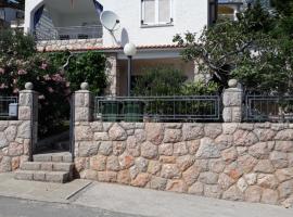 Apartman Grospic, hotel i Cesarica