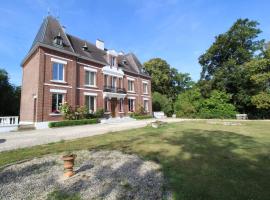 Bed & Breakfast au Château de Martinsart，Mesnil-MartinsartBeaumont-Hamel Newfoundland Memorial附近的飯店