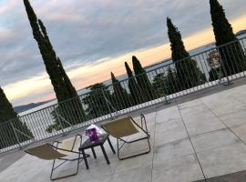 Residence Villa Alba, hotel in Gardone Riviera