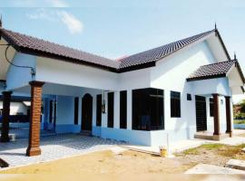 Aurora Homestay TRG, hotel en Marang