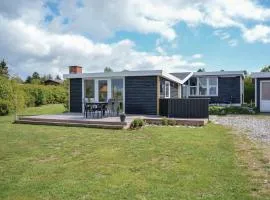 Two-Bedroom Holiday Home In Knebel