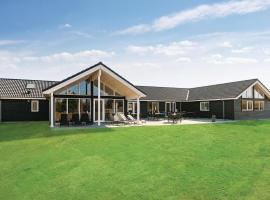 Lovely Home In Grenaa With Sauna, hotel v destinaci Grena