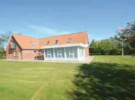 Four-Bedroom Holiday Home In Ribe